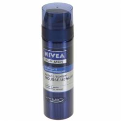 NIVEA VOCHTINBRENGENDE SCHEERSCHUIM 200 ml